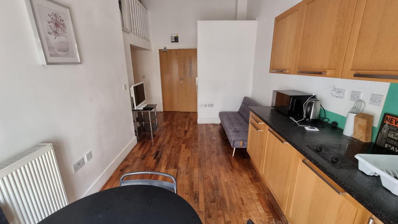 Apartment Hyde Park London